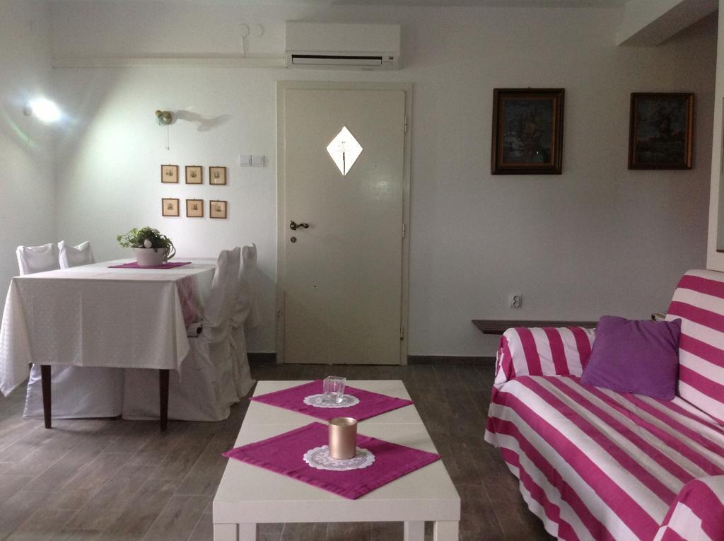 Holiday House Altea Banjole Ruang foto