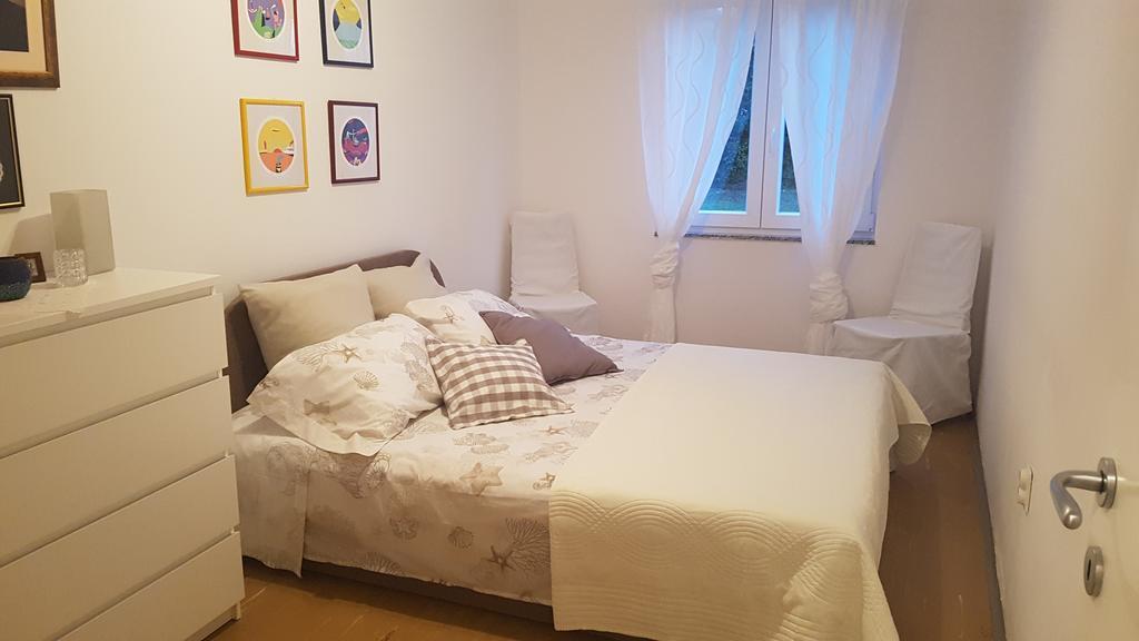 Holiday House Altea Banjole Bagian luar foto